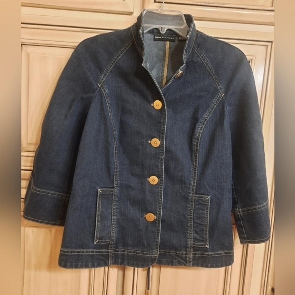 Dana Buchman Denim Jacket! Gold Buttons - Tie Accent Back! Size 4‎